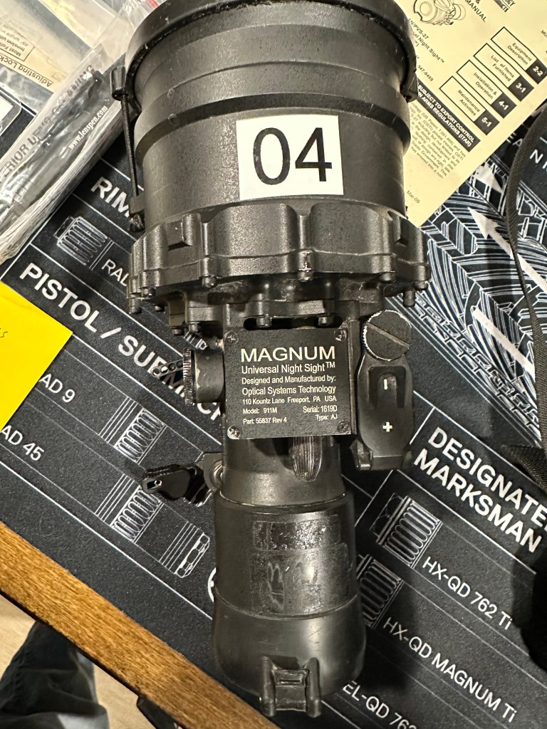 OSTI / FLIR AN/PVS-27 MAGNUM UNIVERSAL NIGHT SIGHT (MUNS)